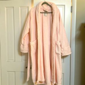 Women’s Frette Pink Terry Cloth Robe size S/M. Gently used condition.